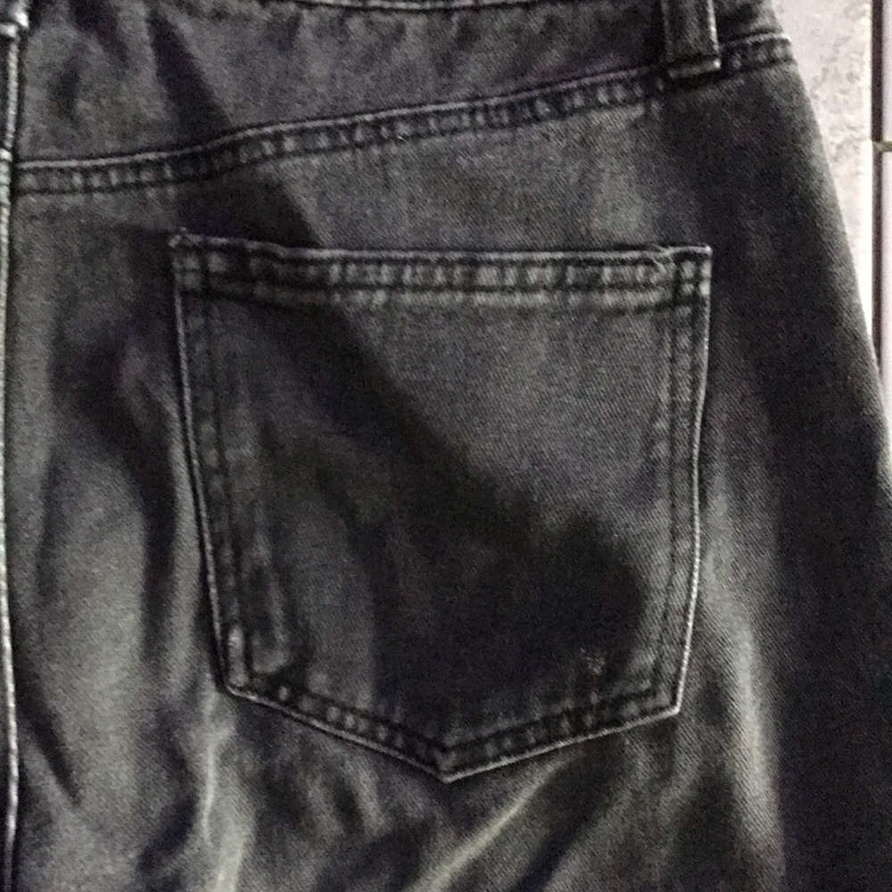 FOREVER 21 Women Vintage Style Black Wash Jeans | 28 - Picture 12 of 13
